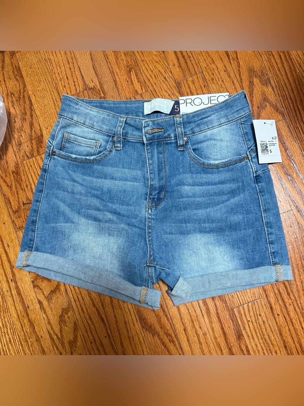 Women's Light Blue Denim Rolled-Hem Shorts